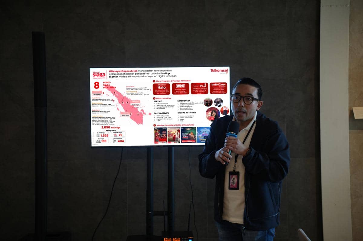 Vice President Consumer Business Area Sumatra Telkomsel Saki H. Bramono memberikan penjelasan mengenai produk, layanan, dan program spesial di momen RAFI (Ramadan dan Idul Fitri) 2026 (dok.Telkomsel)