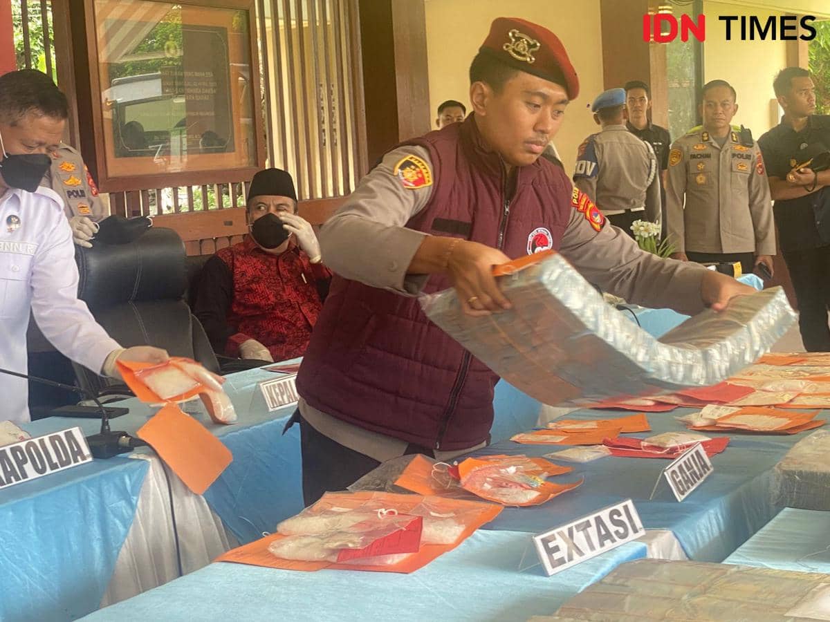 Polda NTB Sita Setoran Bandar Rp2,8 Miliar untuk Eks Kapolres Bima Kota