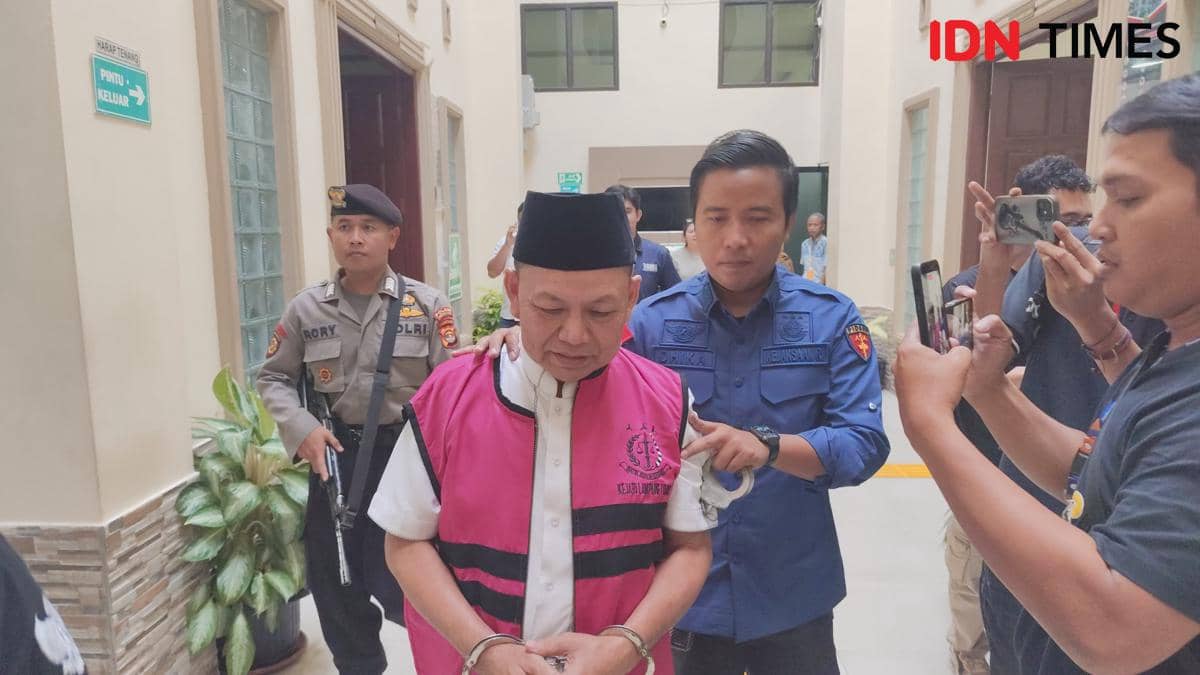 Pengadaan Pagar Rumdis, Eks Bupati Lamtim Divonis 8,6 Tahun Penjara