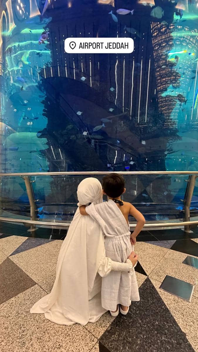 Nathalie Holscher umrah saat Ramadan 2026