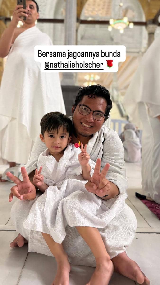 Nathalie Holscher umrah saat Ramadan 2026