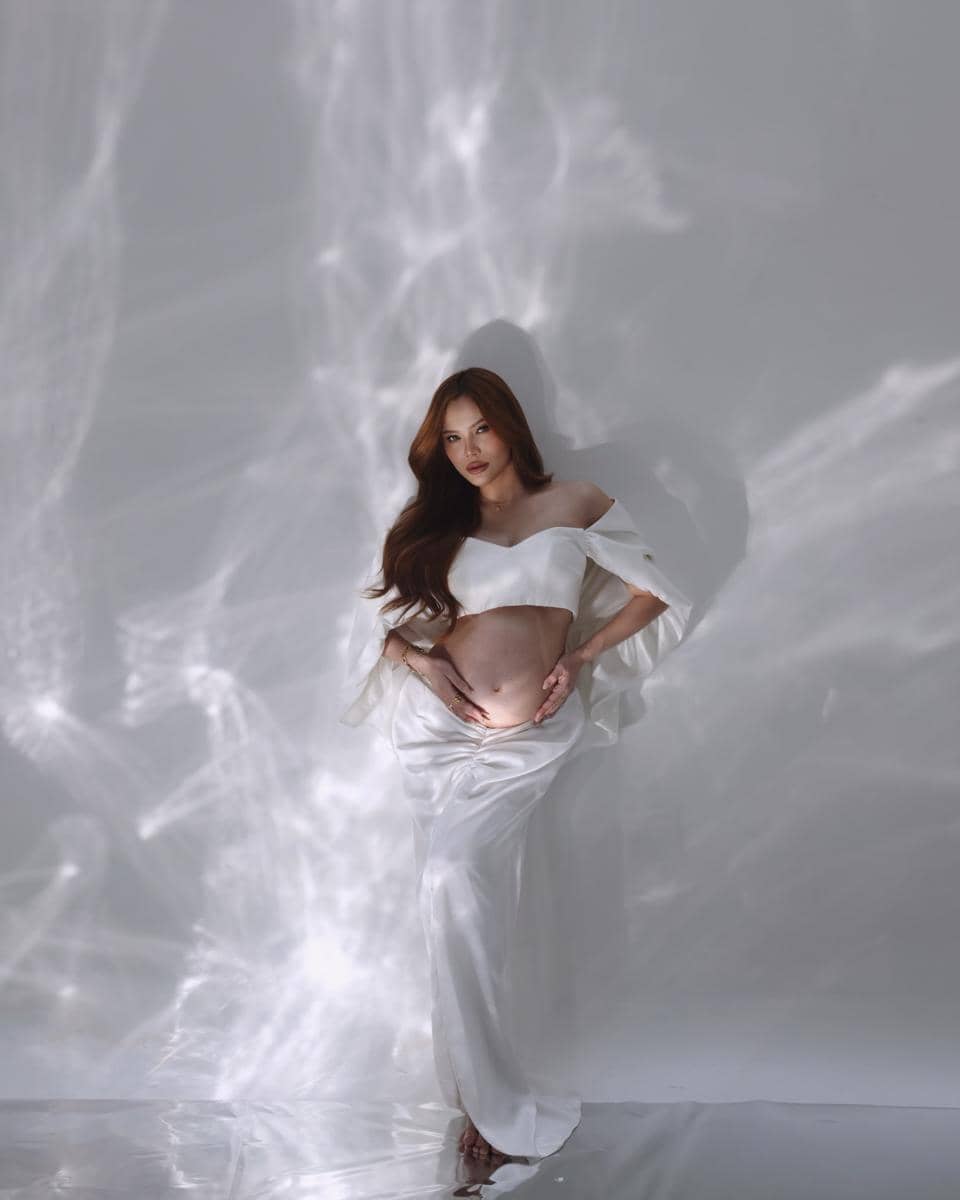 pemotretan maternity Vinna Gracia