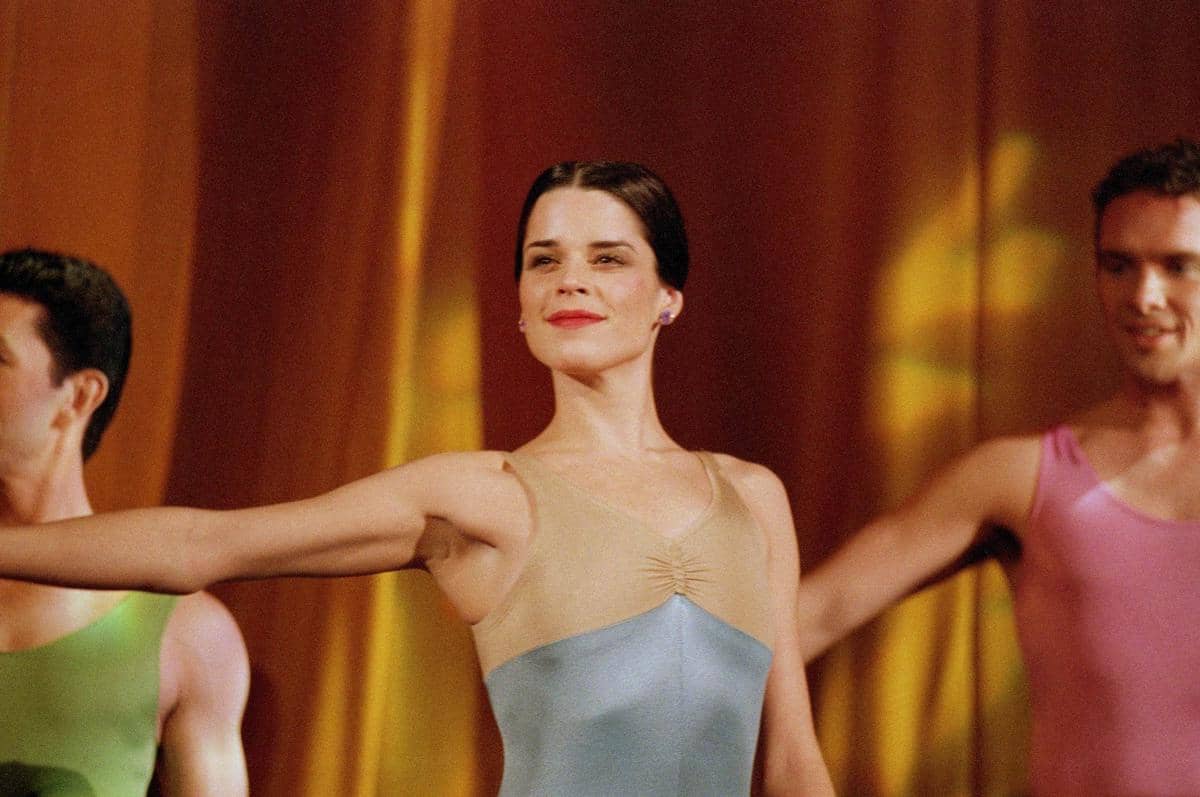 Neve Campbell dalam film The Company