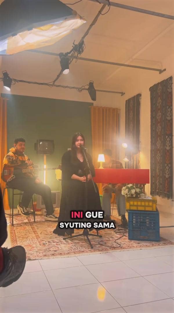 Stephanie Poetri pulang ke Jakarta