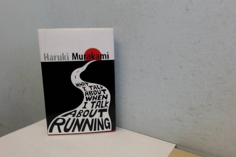 Buku What I Talk About When I Talk About Running karya Haruki Murakami.