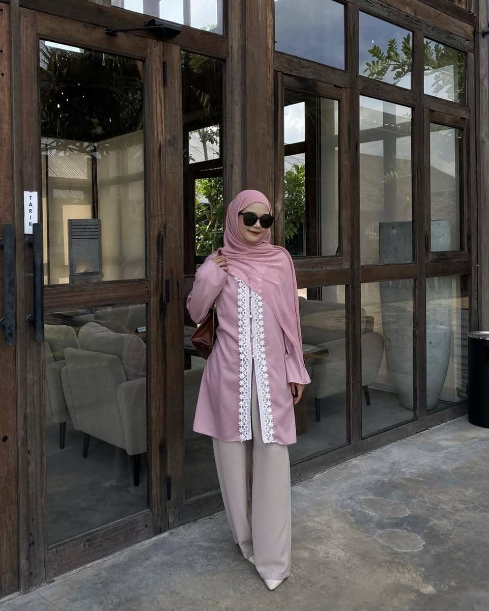 OOTD Lebaran ala Novi Akmalya