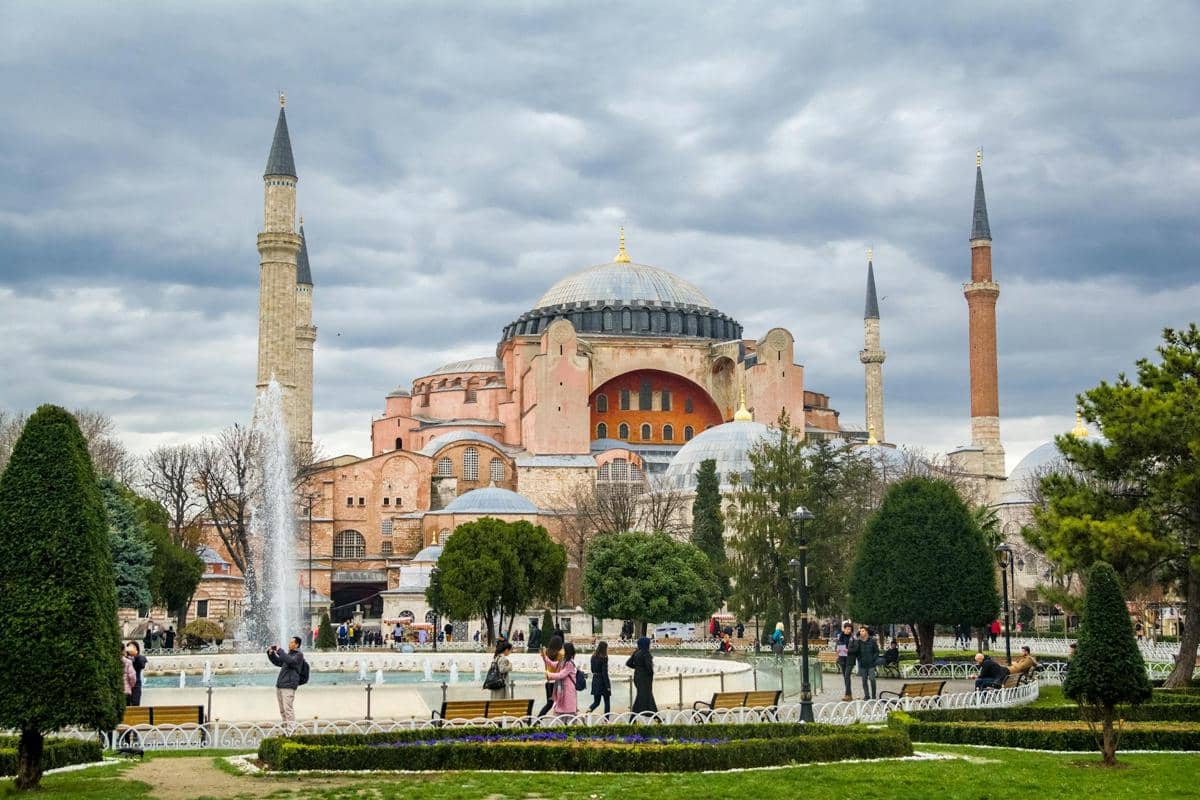 Masjid Hagia Sophia di Istanbul, Turki