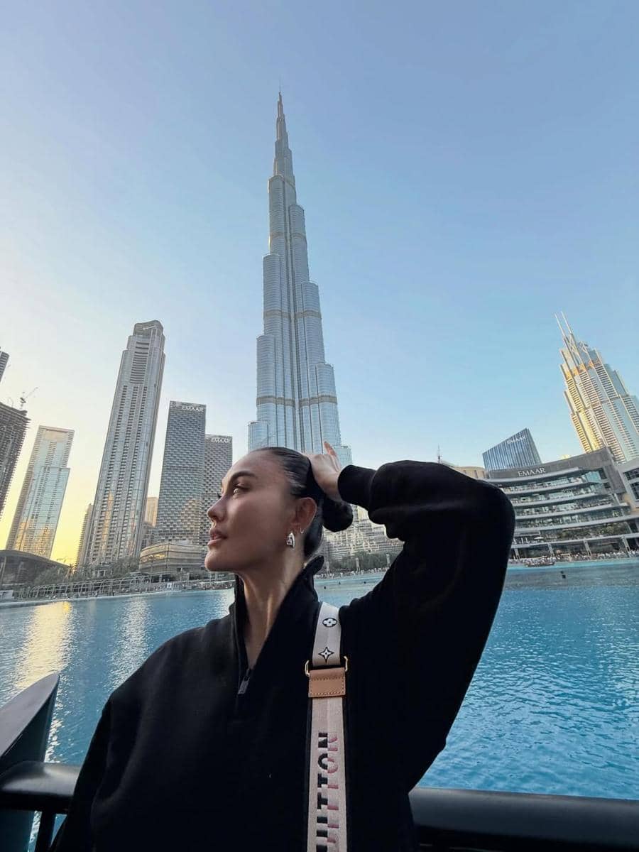 Agnez Mo saat liburan ke Dubai