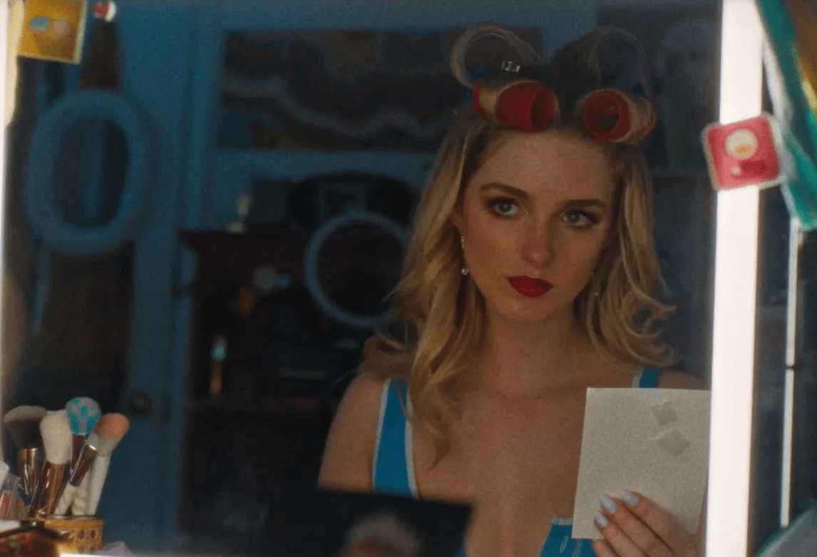 McKenna Grace dalam Slanted