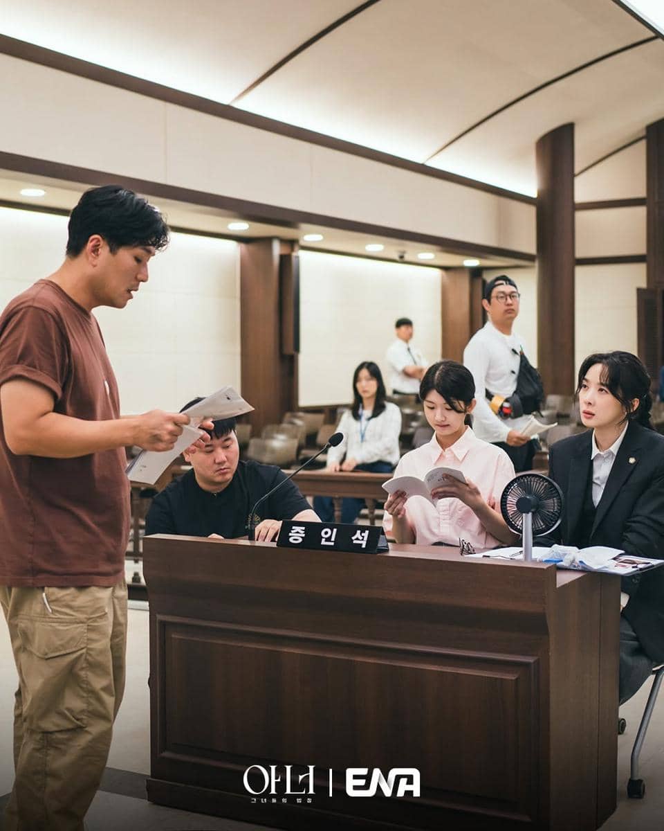 Di balik layar Honour