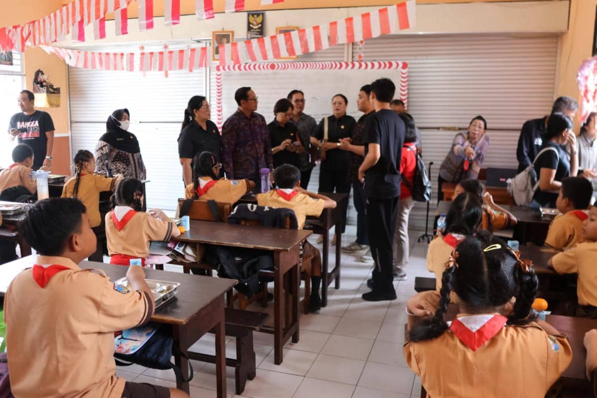 Cegah Permasalahan MBG, DPRD Tabanan Sidak 2 Sekolah