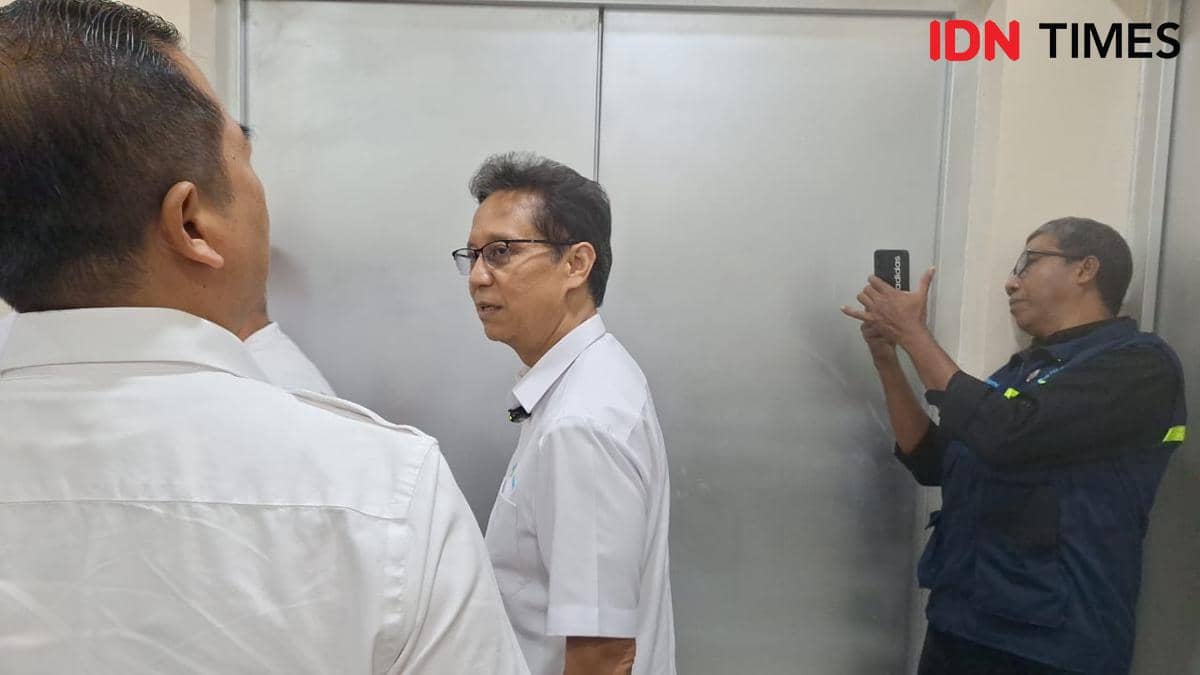 Menteri Kesehatan Budi Gunadi Sadikin meninjau fasilitas layanan RSUD Kota Bima, Nusa Tenggara Barat (NTB) dalam program peningkatan kelas rumah sakit pemerintah daerah setempat.