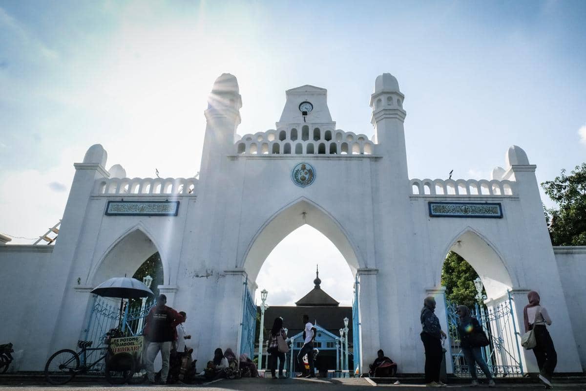 [QUIZ] Kami Tahu Kamu Bakal Salat Tarawih di Masjid Bersejarah Ini
