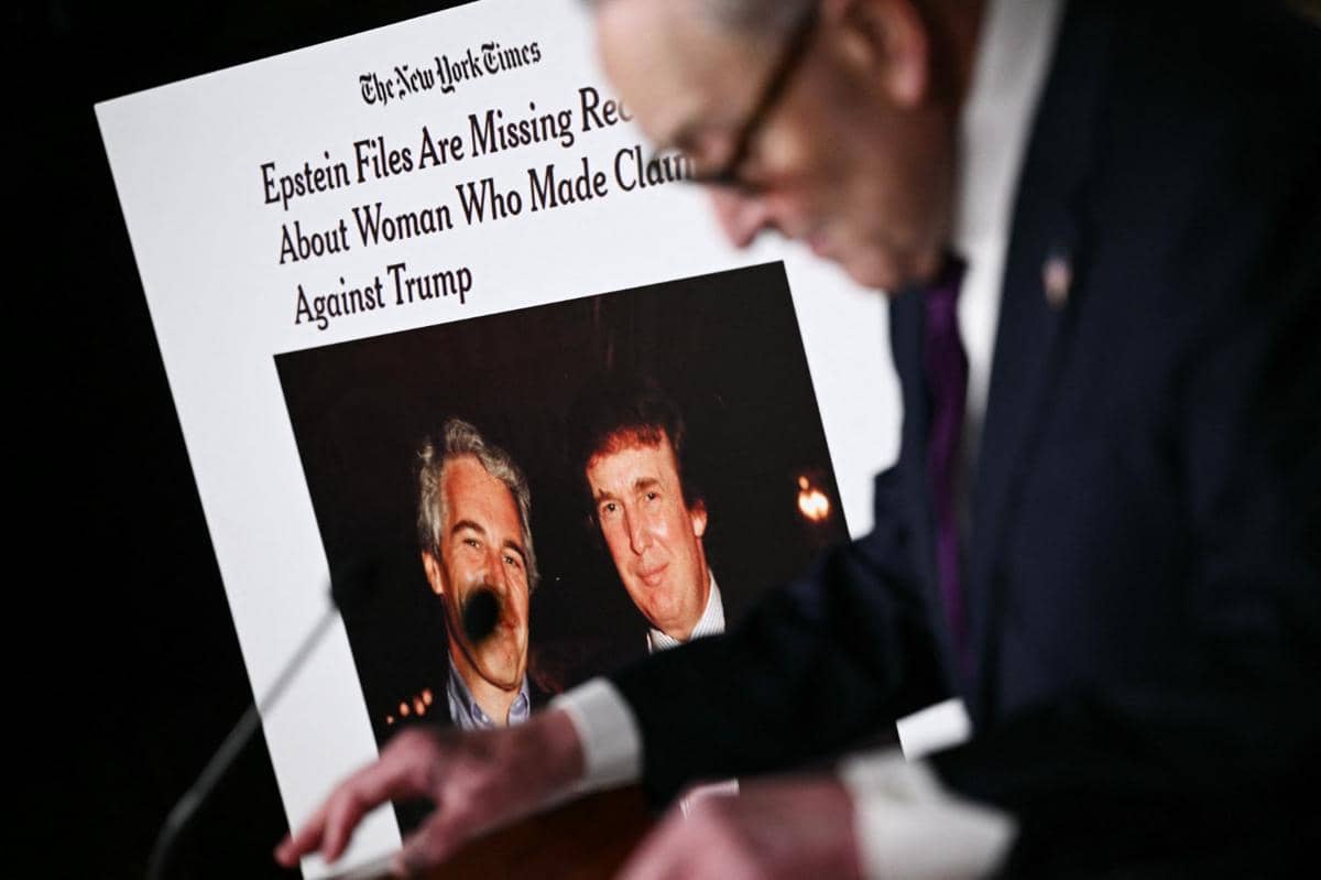 Donald Trump bersama Jeffrey Epstein dalam kasus Epstein Files.