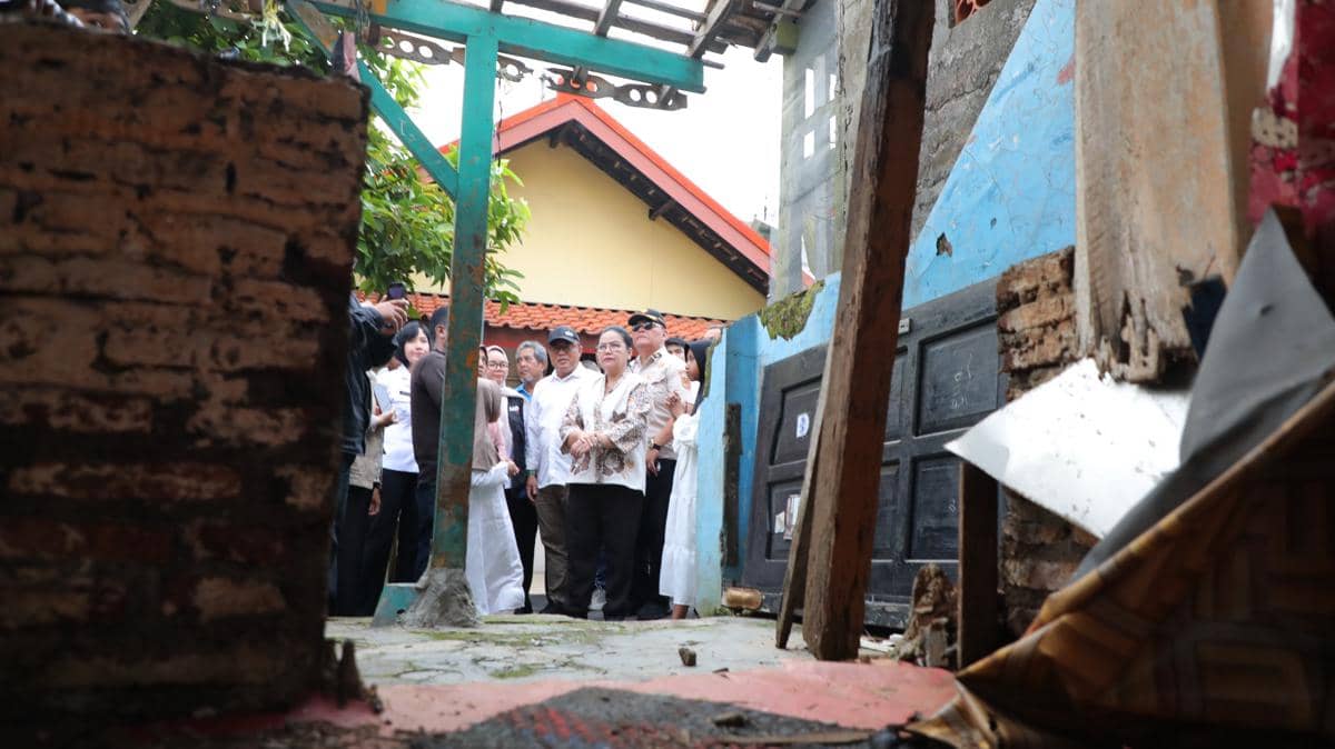 Rumah Rusak Akibat Puting Beliung di Semarang Terima Bantuan Renovasi