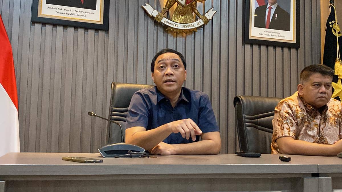 Usai Ditangkap, Ko Erwin Dipertemukan dengan AKP Malaungi