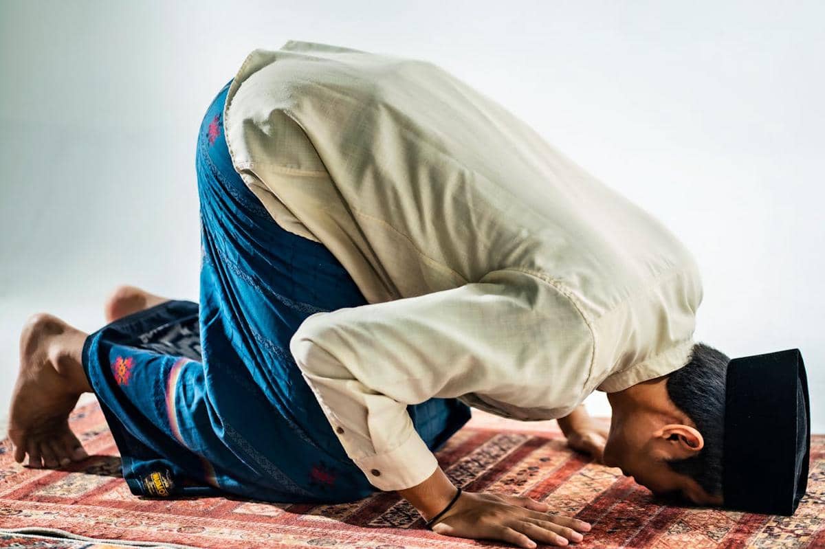 Panduan Tata Cara Salat Gerhana Bulan Khusuf 3 Maret 2026