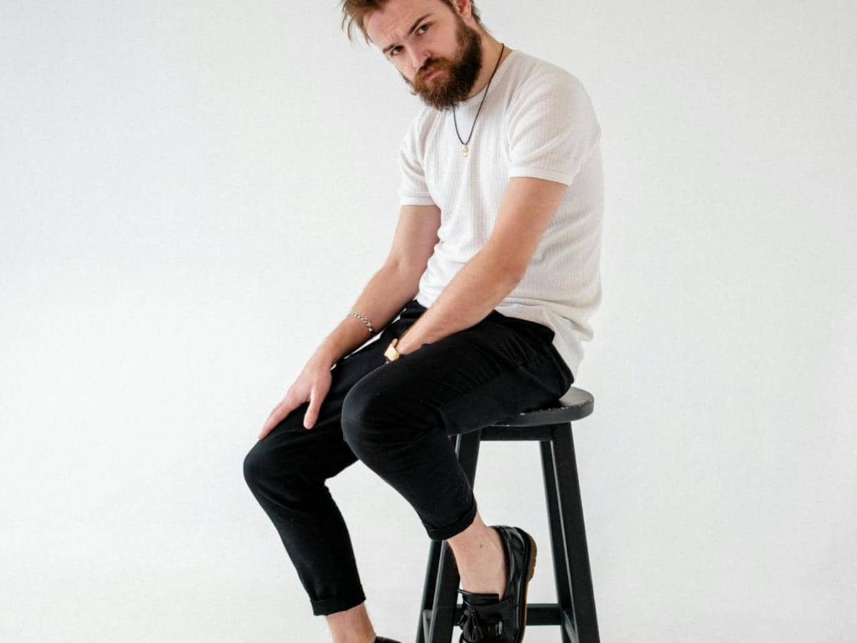 5 Rekomendasi Ankle Pants Warna Hitam untuk Tampilan Up to Date