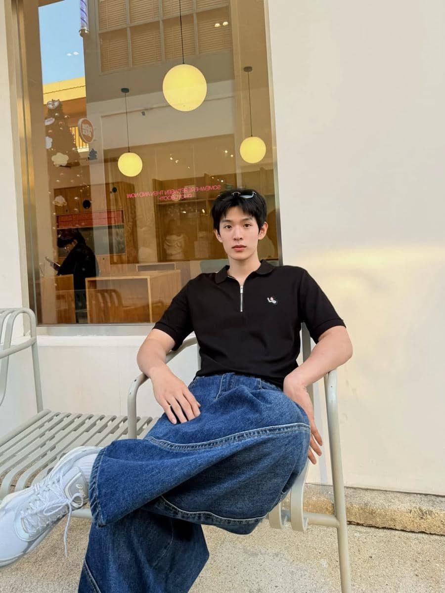 OOTD Pakai Sneakers ala Bright Thanapon