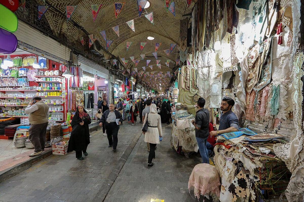 ilustrasi Grand Bazaar, Tehran, Iran