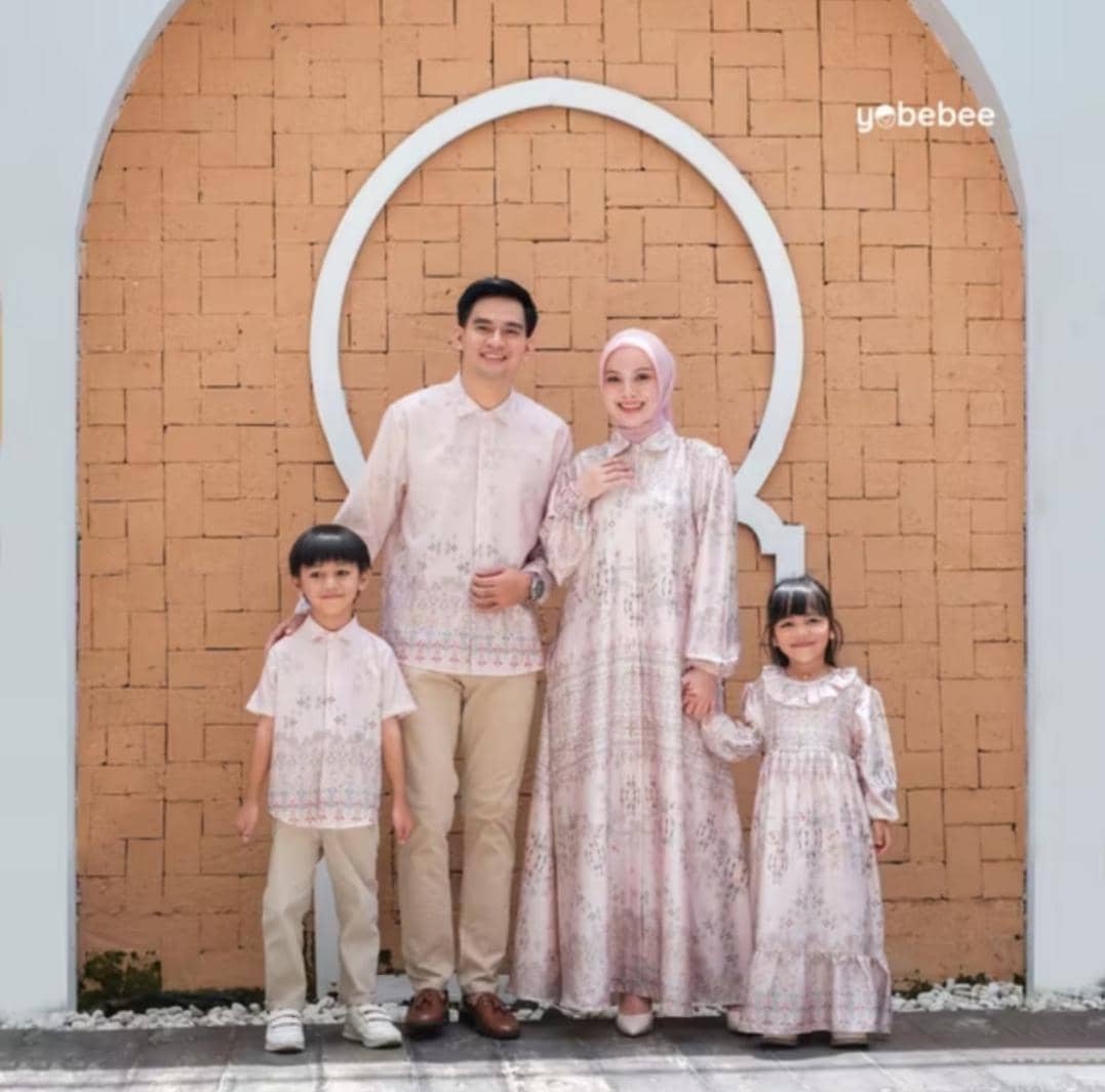 Inspirasi gamis lebaran ibu dan anak 2026