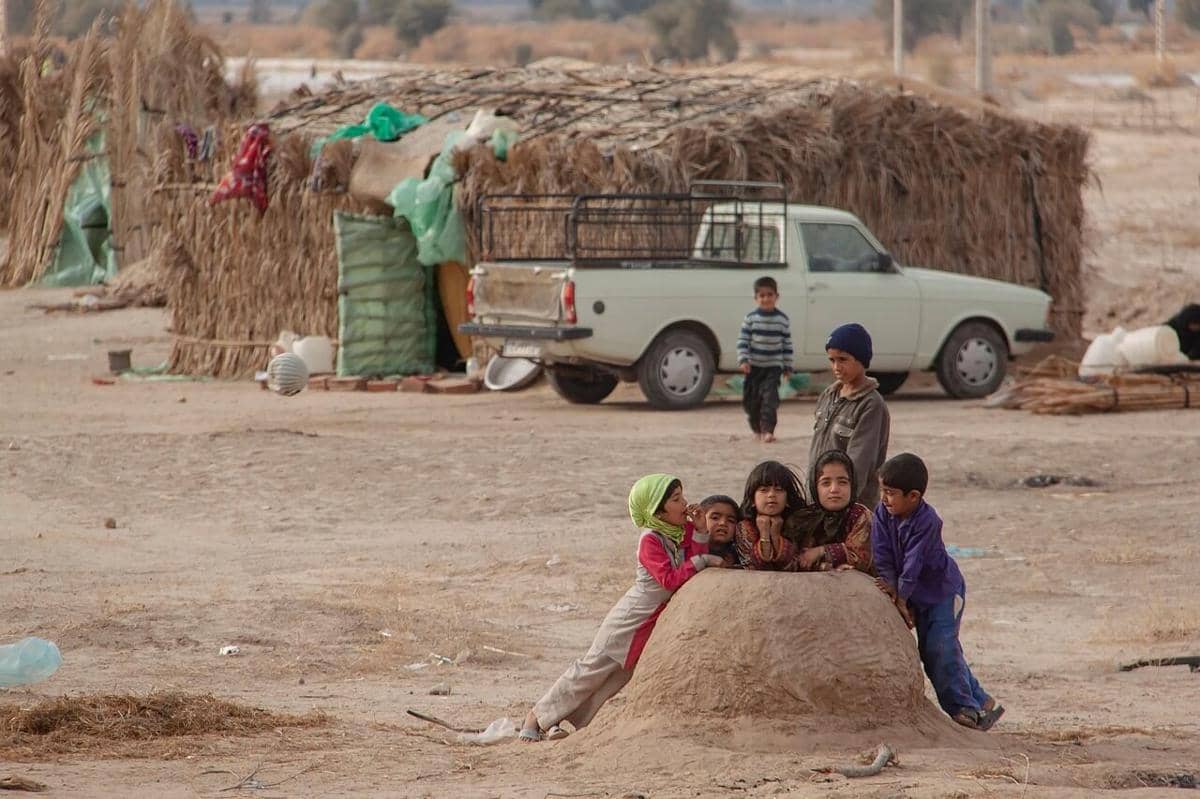 ilustrasi anak-anak di Iran