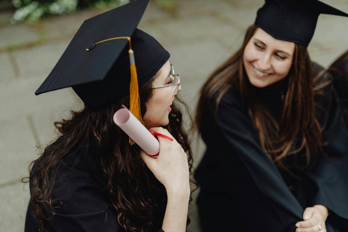 Alumni LPDP Melanggar Komitmen: Salah Individu atau Sistem?