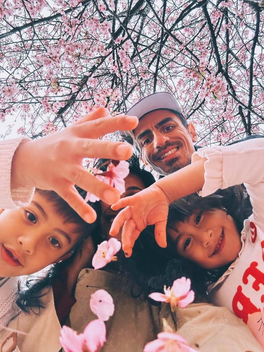 Keluarga Gadis Sadiqah liburan ke Jepang saat sakura bersemi