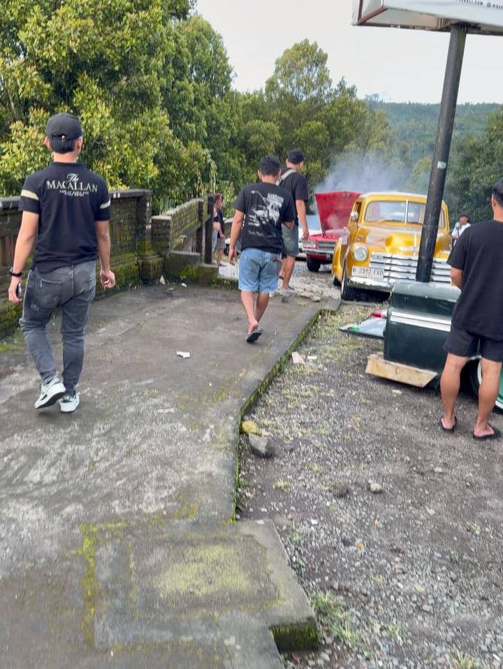 Denny Caknan touring dari Ngawi ke Bali dengan mobil tua