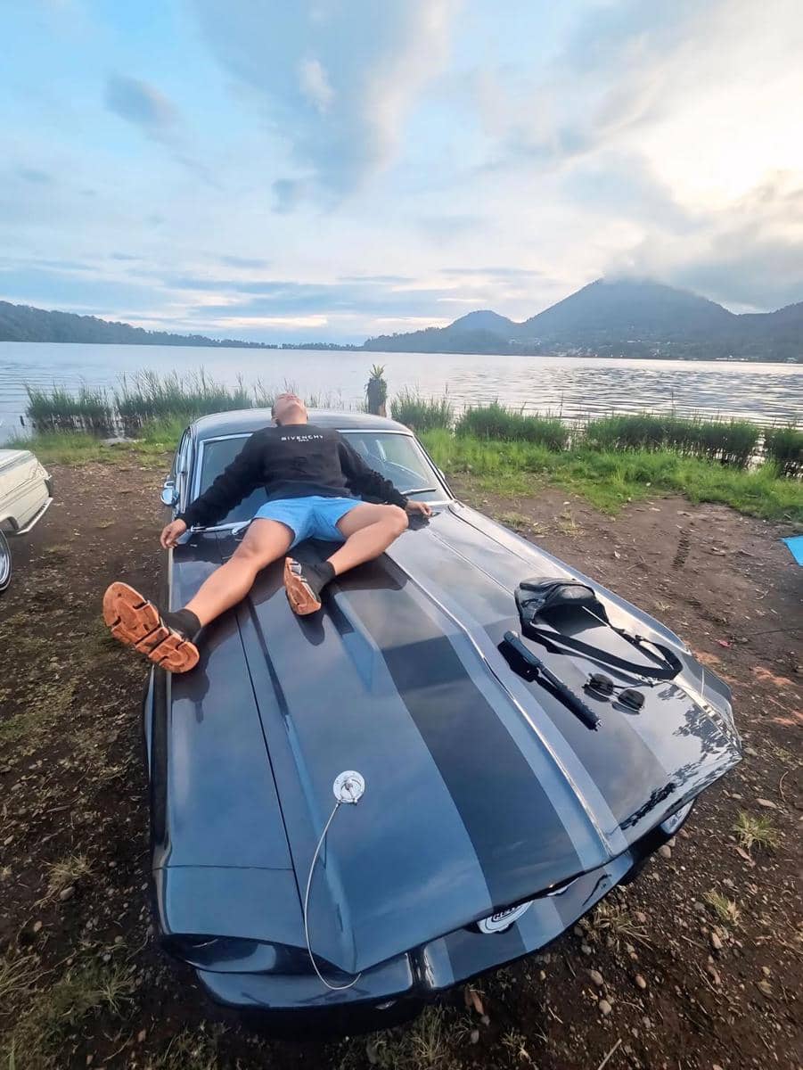 Denny Caknan touring dari Ngawi ke Bali dengan mobil tua