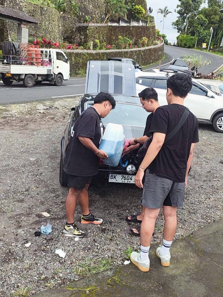 Denny Caknan touring dari Ngawi ke Bali dengan mobil tua