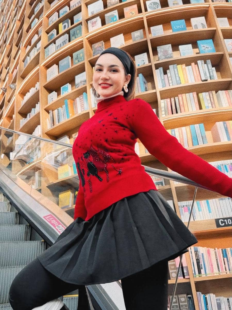 Photoshoot Alessia Cestaro di Starfield Library