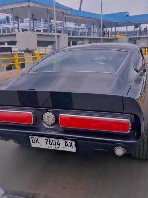 Denny Caknan touring dari Ngawi ke Bali dengan mobil tua