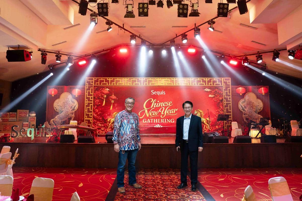 Director & Chief Agency Officer Sequis Life Edisjah (kanan) yang hadir dalam acara customer gathering nasabah Sequis Life di Medan (26/2/2026) (dok.Sequis)