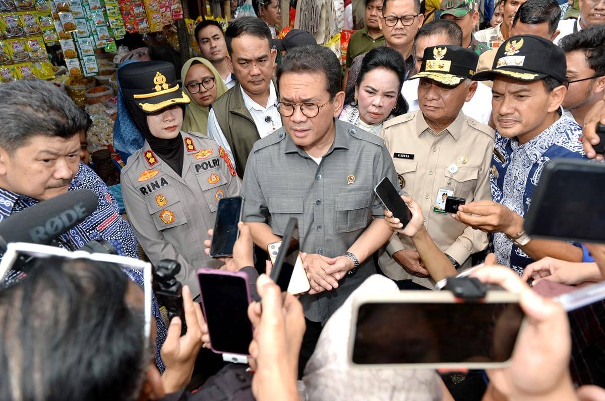 Wagub dampingi Mendag sidak pasar (4).jpg.jpeg