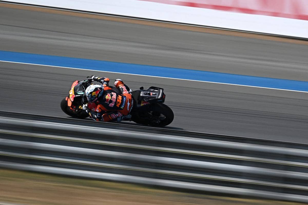 Sprint Race MotoGP Thailand 2026: Acosta Sukses Asapi Marquez