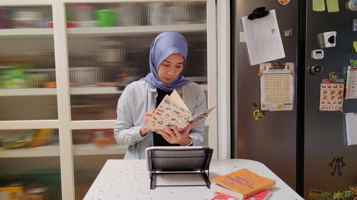 Floresiana Yasmin Indriasti, ilustrator dan founder Komik Ibu (dok. Floresiana Yasmin)