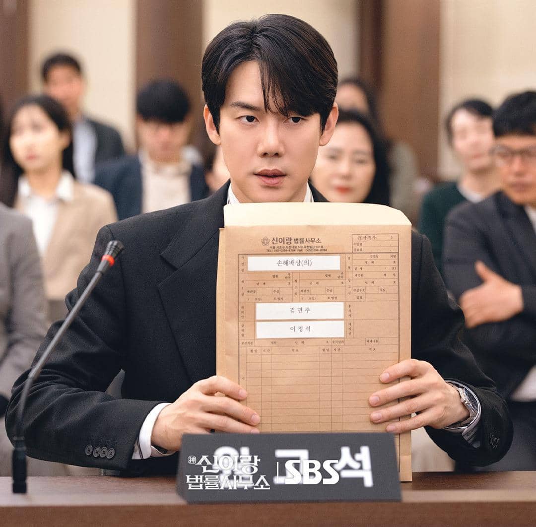 7 Profesi yang Pernah Diperankan Yoo Yeon Seok, Terbaru Jadi Lawyer!