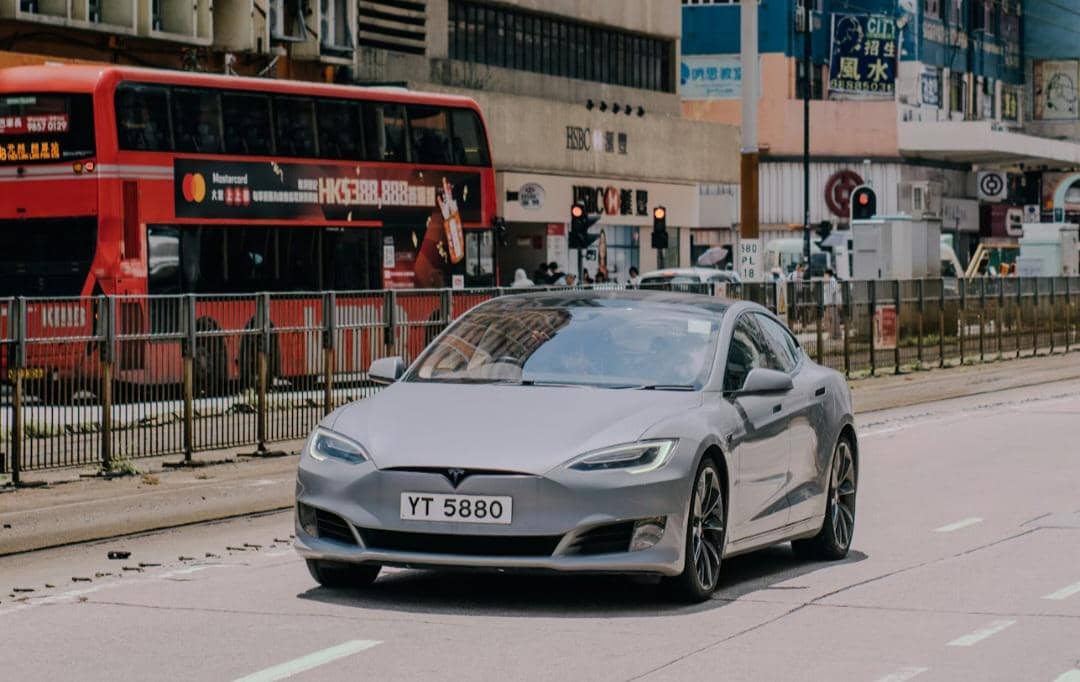 5 Cara Menghemat Bahan Bakar saat Berkendara Mobil yang Efektif