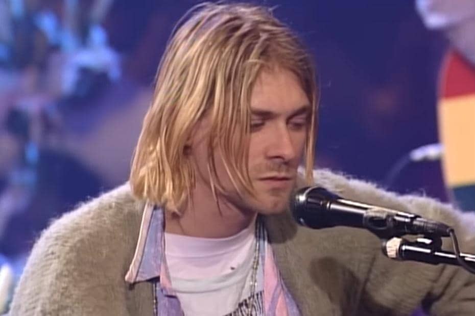 cuplikan video klip lagu The Man Who Sold The World dari Nirvana 