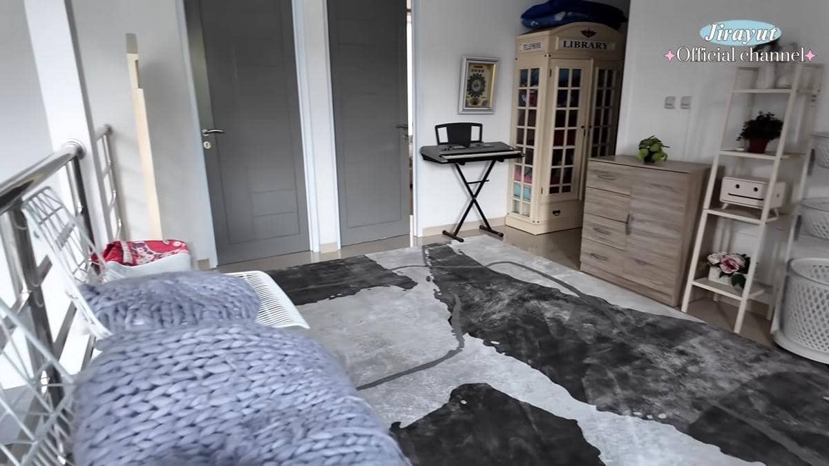 rumah baru Jirayut (youtube.com/jirayutofficialchannel)