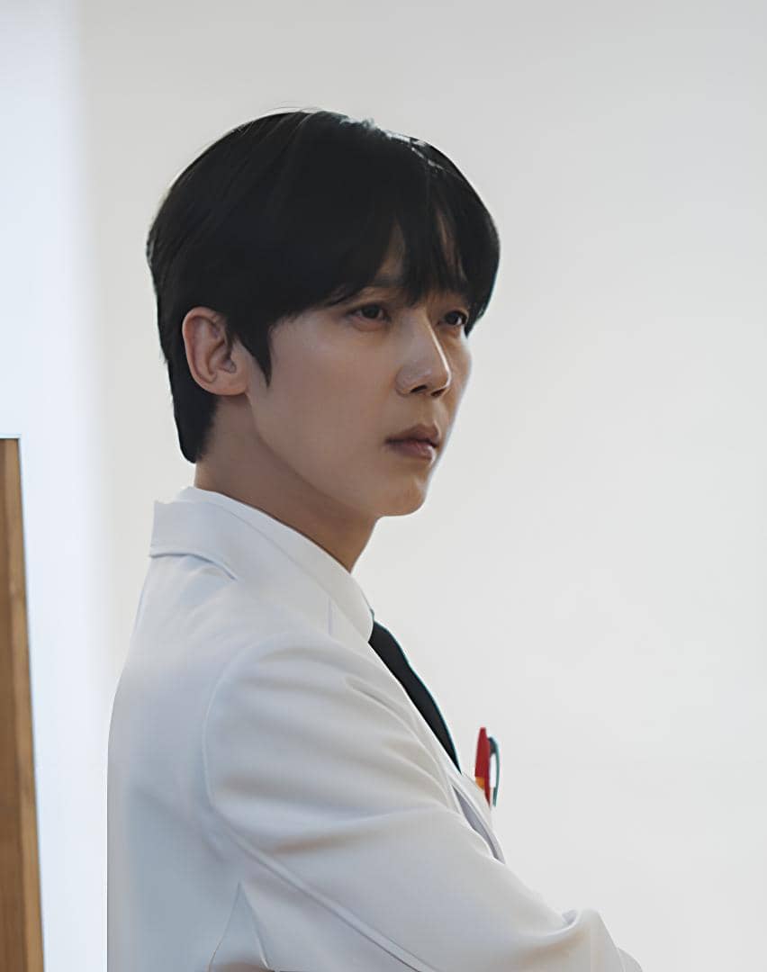 Yoon Jong Hoon di Siren's Kiss