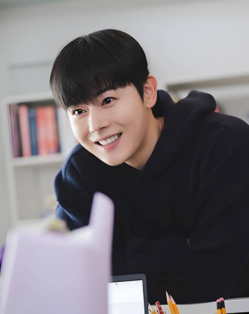 Kim Dong Jun di Siren's Kiss