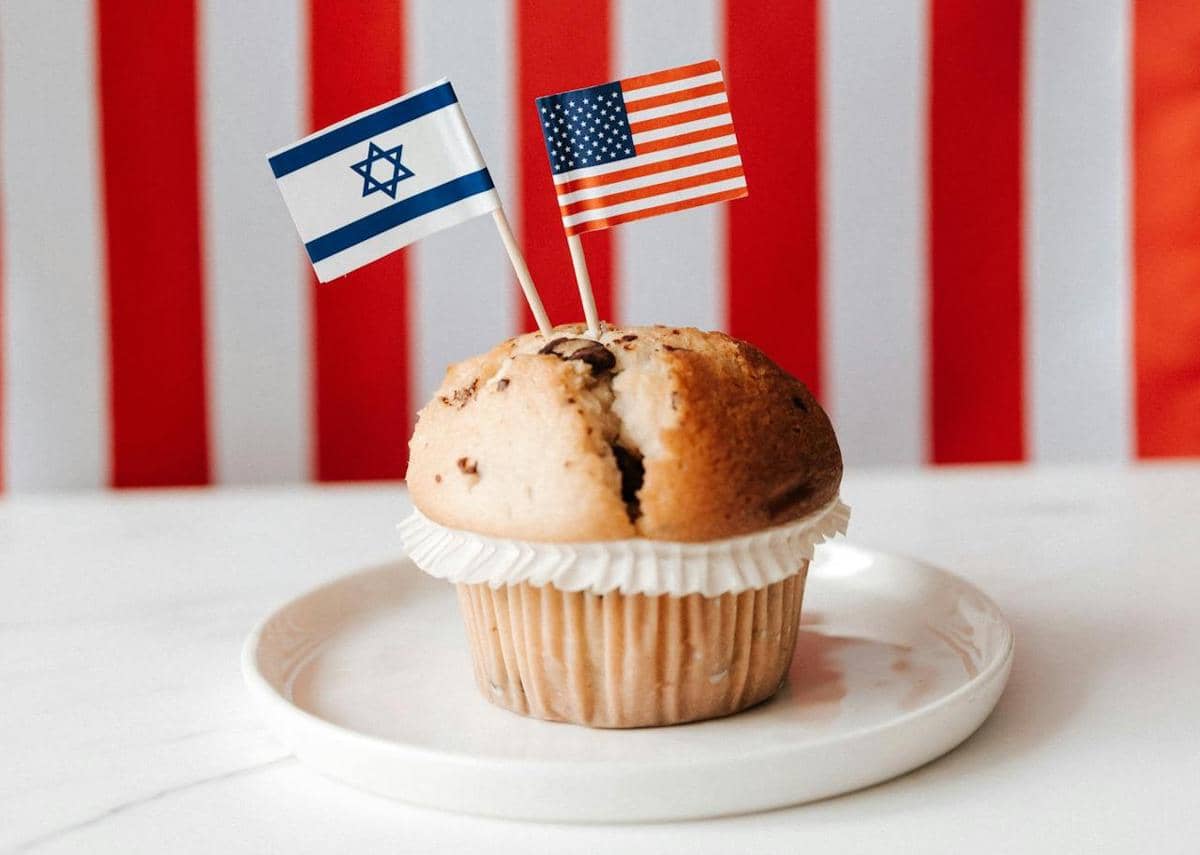 Bendera Amerika Serikat dan Israel.