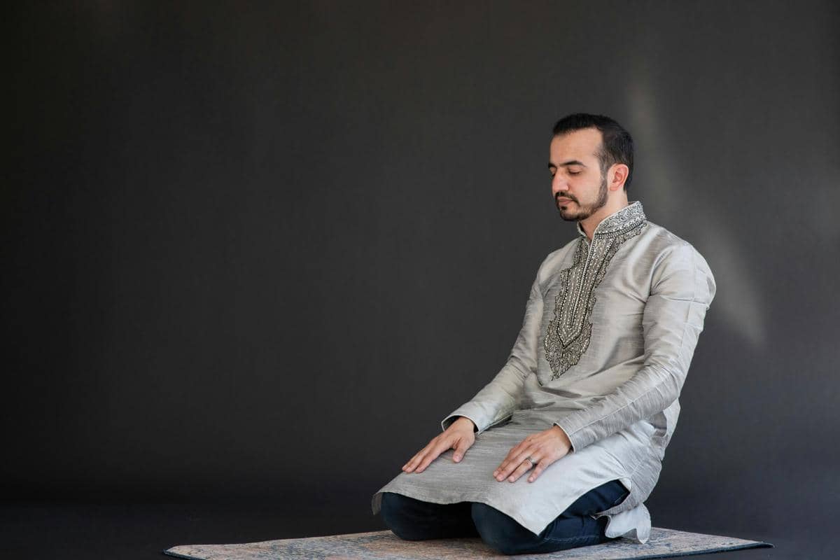 ilustrasi gamis pria (pexels.com/RDNE Stock project)