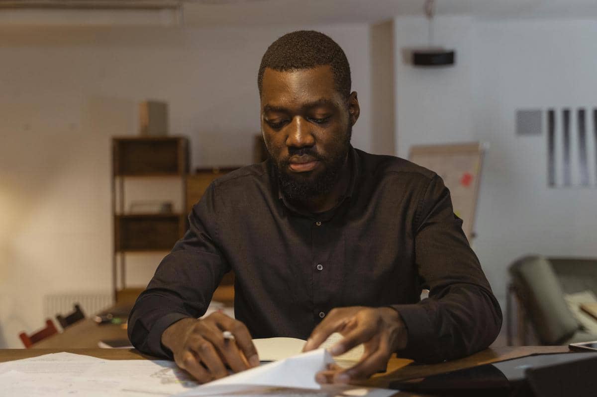 ilustrasi kesan pertama pria