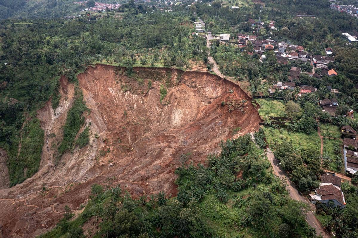 Longsor Desa Kalongan Semarang Meluas 1,5 Km, Akses Jalan Putus