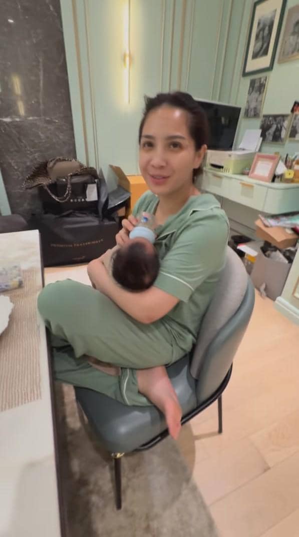 Raffi-Nagita unggah bayi di Instagram