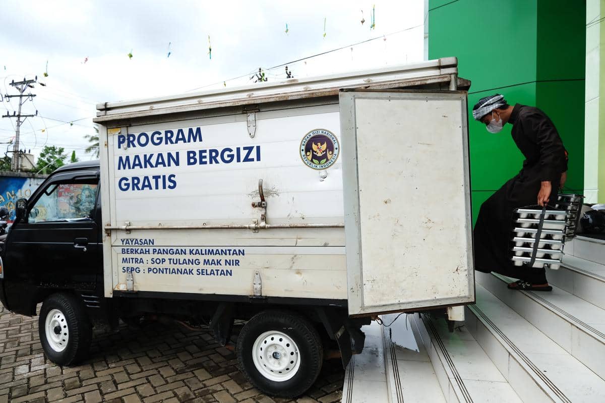 Evaluasi Makan Bergizi Gratis Jateng, Menko Pangan Soroti Data dan Mutu