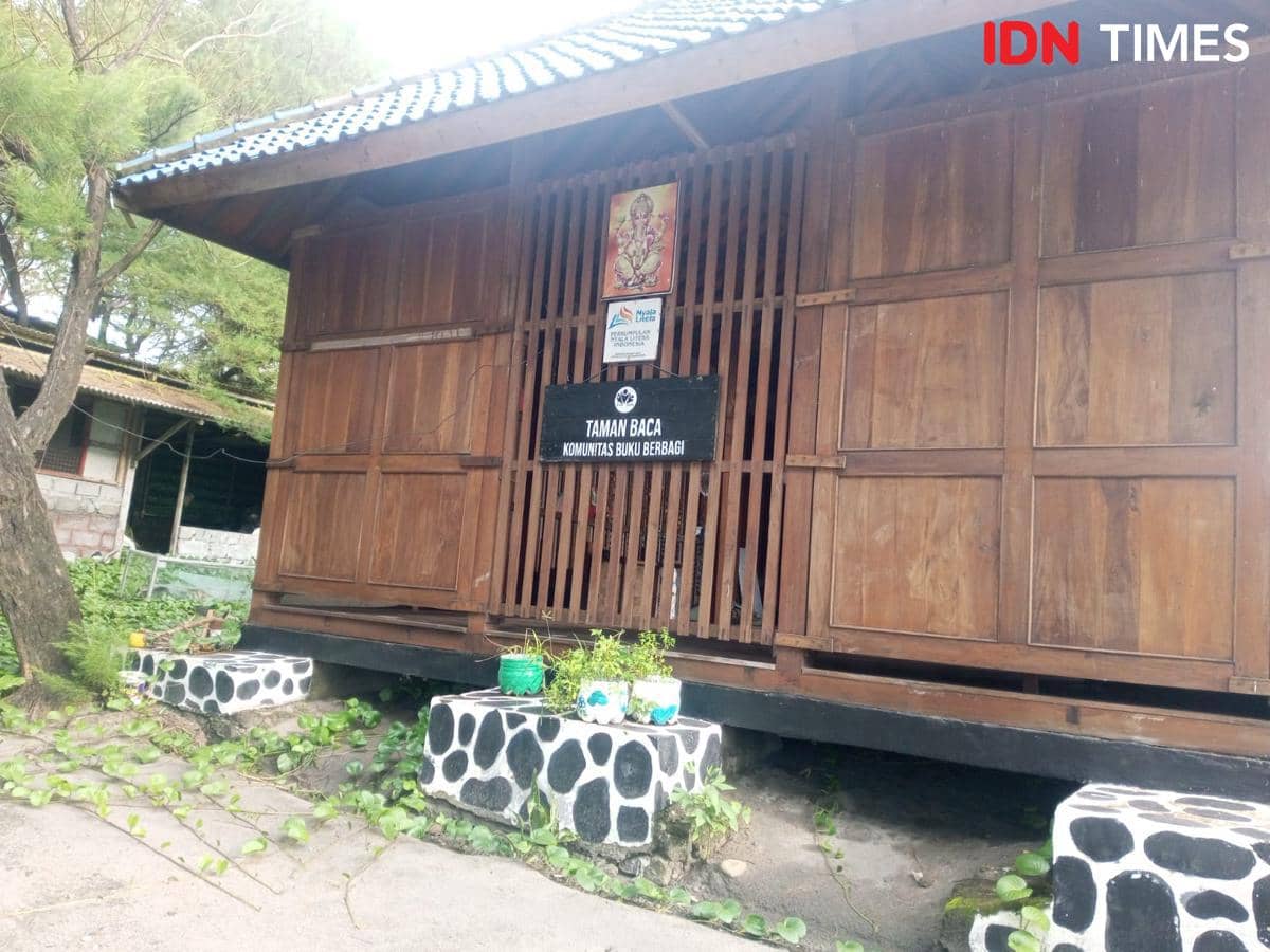 Gardu Action di Pantai Parangkusumo Bantul